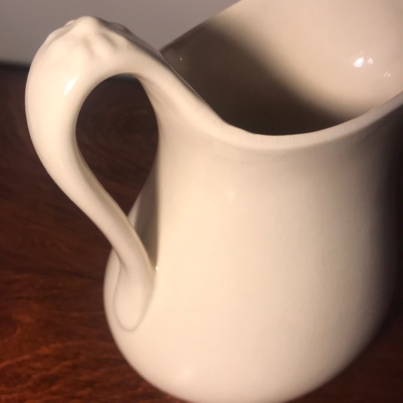 Royal Crownford Ironstone Pitcher Farmhouse VTG - Picture 10 of 16